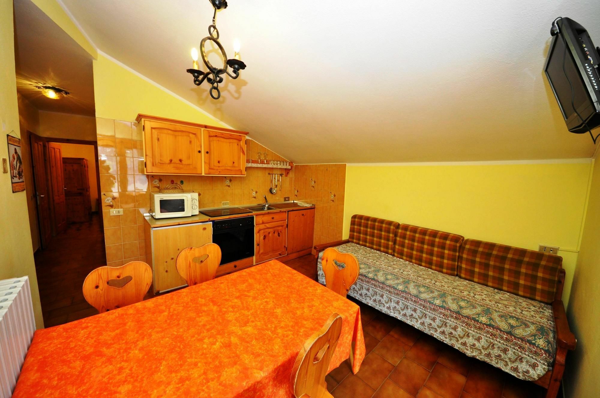 Residence Casa Longa By Livigno Accomodation Luaran gambar